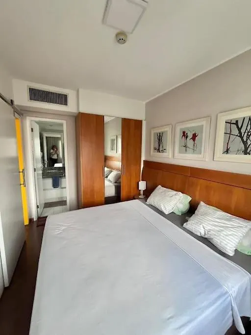 Apto Flat - Rouxinol Moema São Paulo Brasil
